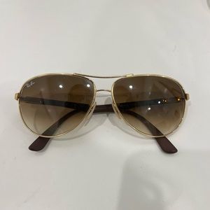 Gold aviator ray bans